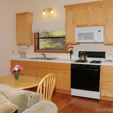 Vichy Springs Resort Ukiah Bagian luar foto